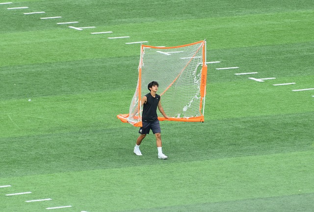 謝潑德在承